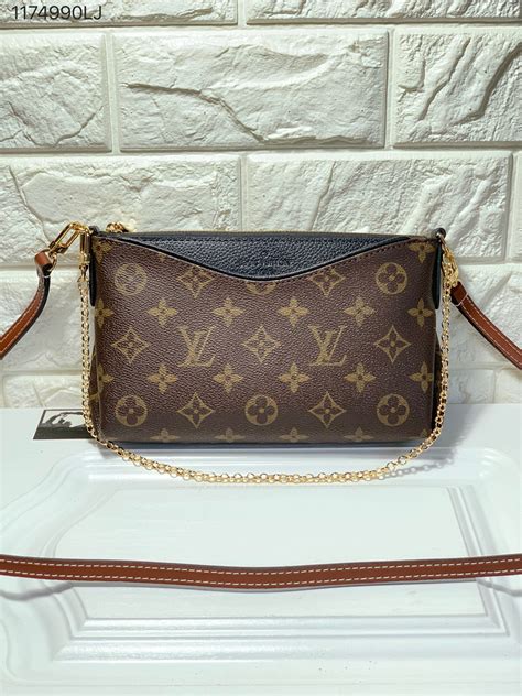 best louis vuitton crossbody for travel|louis vuitton crossbody with pouch.